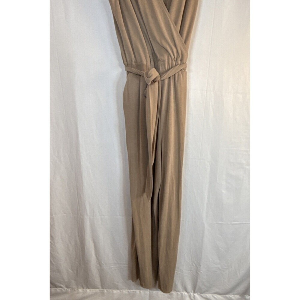 Express Light Brown Plunge Neck Wide Leg Belted Jumpsuit Size Medium Preowned - Picture 3 of 14